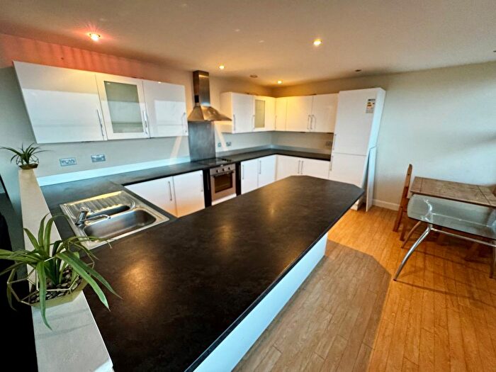 3 Bedroom Flat To Rent In Echo Building, West Wear Street, Sunderland, SR1