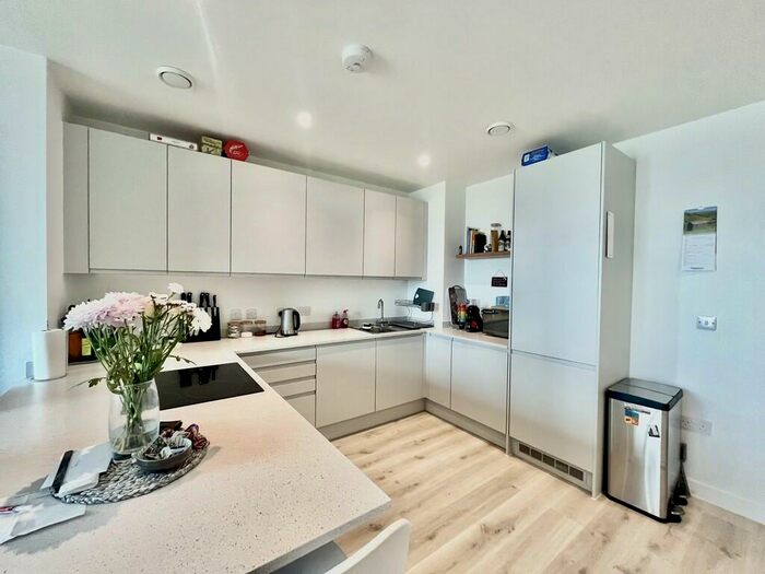 2 Bedroom Apartment To Rent In No Old Trafford, M17