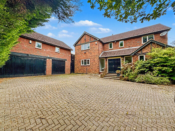 5 Bedroom Detached House For Sale In 'Five Gables' Redbrook Road, Gawber, Barnsley, S75
