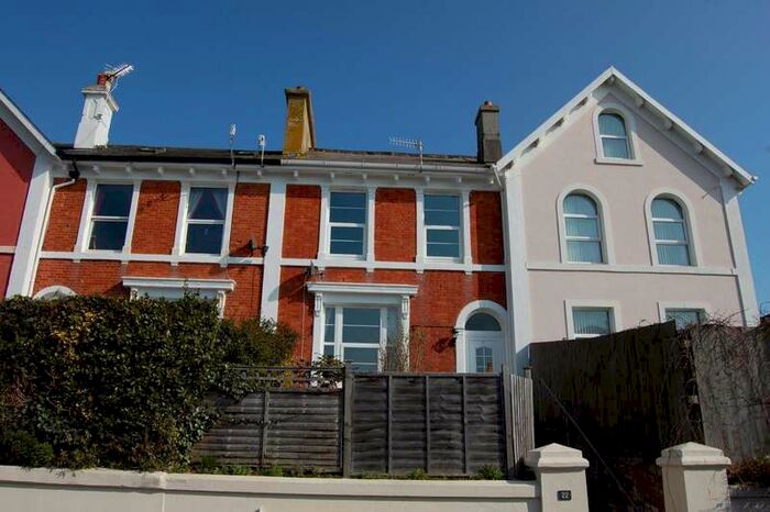 3 Bedroom House To Rent In Coombe Vale Road, Teignmouth, TQ14