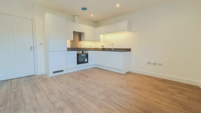 1 Bedroom Flat To Rent In The Bakehouse, Chambers Street, Hertford, SG14