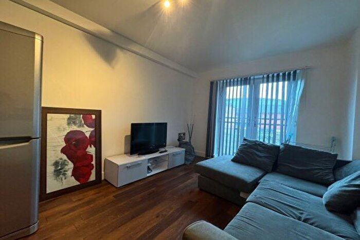 2 Bedroom Flat To Rent In Ingenta Poland Street, Manchester, M4