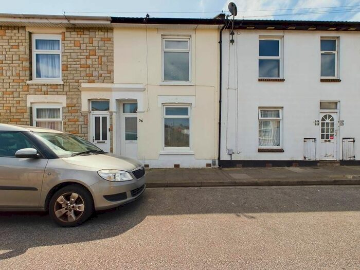 2 Bedroom Terraced House To Rent In George Street, Portsmouth, PO1