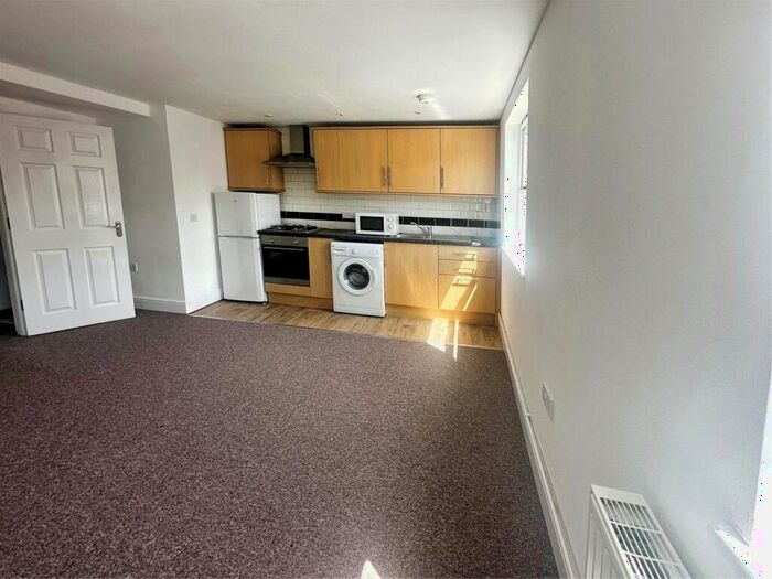 1 Bedroom Penthouse To Rent In King Street, Ramsgate, Kent, CT11