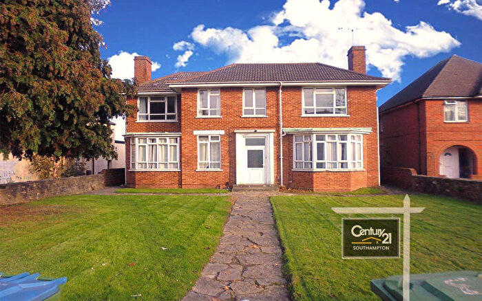 1 Bedroom Flat To Rent In |Ref: |, Portswood Road, Southampton, SO17