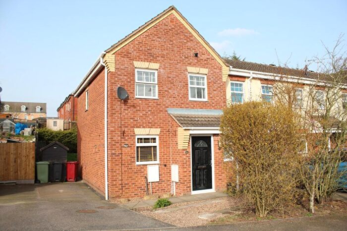3 Bedroom Semi-Detached House For Sale In Woodfield Road, South Normanton, Derbyshire., DE55