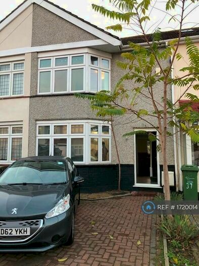 3 Bedroom Terraced House To Rent In Temple Avenue, Dagenham, RM8
