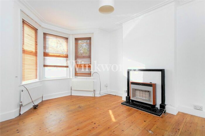 3 Bedroom Detached House To Rent In St Ann's Road, Tottenham, London, N15