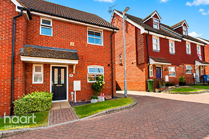3 Bedroom Semi-Detached House For Sale In Cliffhouse Avenue, Minster, ME12