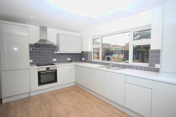 2 Bedroom Semi-Detached House To Rent In Vicarage Hill, Flitwick, MK45