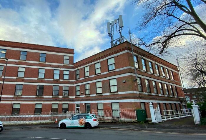 3 Bedroom Flat To Rent In Sandy Lane, Sandy Court, Coventry, CV1