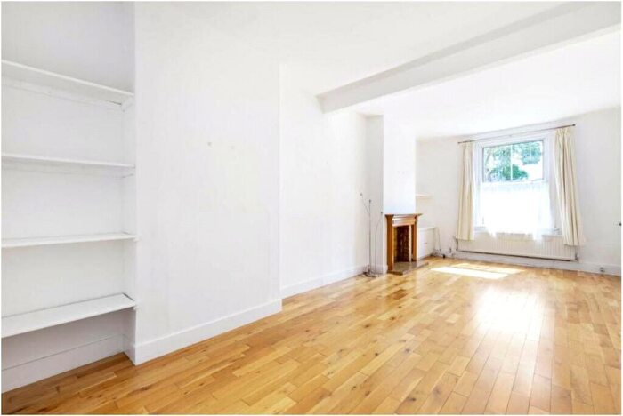 2 Bedroom Terraced House To Rent In Lillian Road, Barnes, SW13