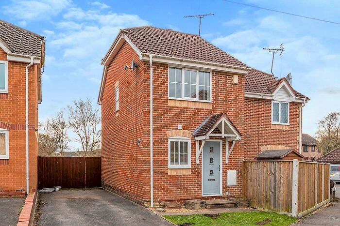 Property To Rent In Amberley Court, Totton, Southampton, Hampshire, SO40