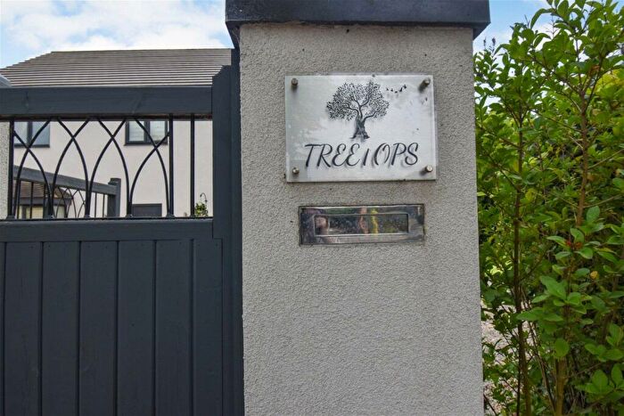 5 Bedroom Detached House For Sale In , DN20