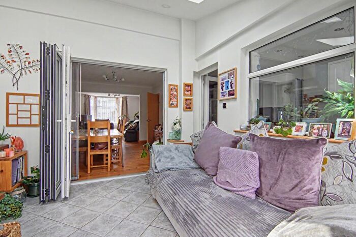3 Bedroom Terraced House For Sale In Wallace Road, Coventry, CV6