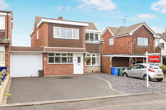 4 Bedroom Property To Rent In White Oak Drive, Bishops Wood, Stafford, ST19