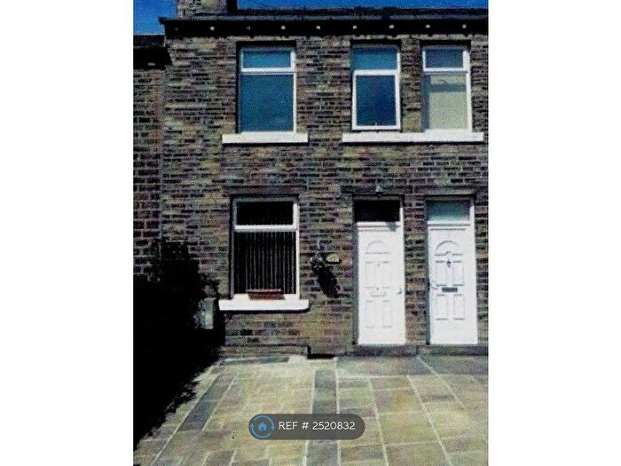 2 Bedroom Terraced House To Rent In Beaumont Street, Moldgreen, Huddersfield, HD5