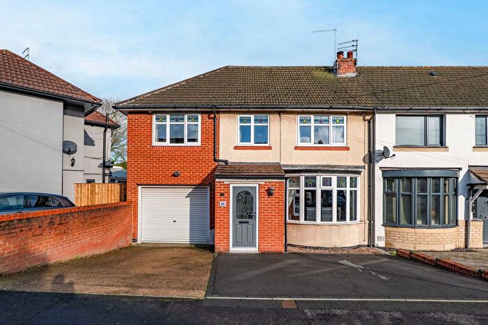 4 Bedroom End Of Terrace House For Sale In Bateman Road, Hellaby, Rotherham, S66