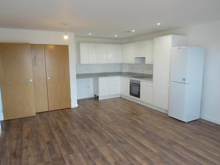 1 Bedroom Flat To Rent In Stoke Road, Slough, SL2
