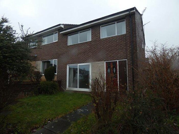 3 Bedroom Semi Detached House For Sale In Newbury, Highfields, Killingworth, NE12