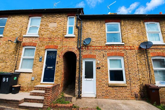2 Bedroom Terraced House For Sale In Woodside Road, Tonbridge, TN9