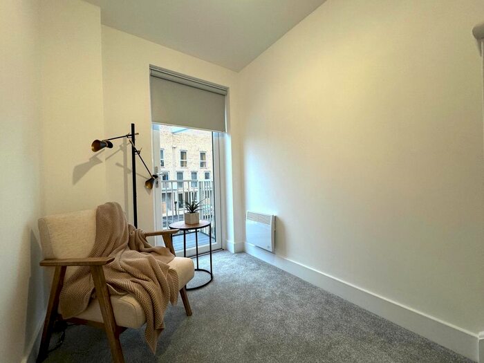 3 Bedroom Town House To Rent In Lescar Road, Waverley, Rotherham, S60