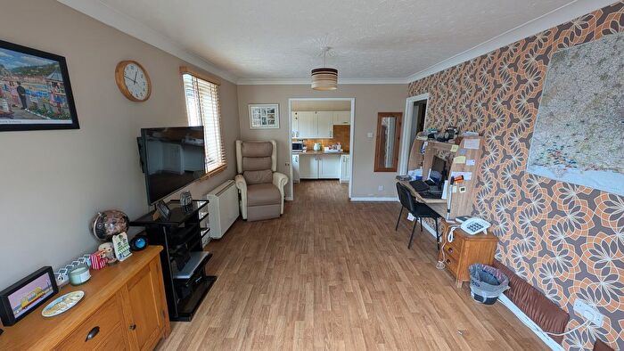 1 Bedroom Flat For Sale In Fair Oak Road, Eastleigh, SO50