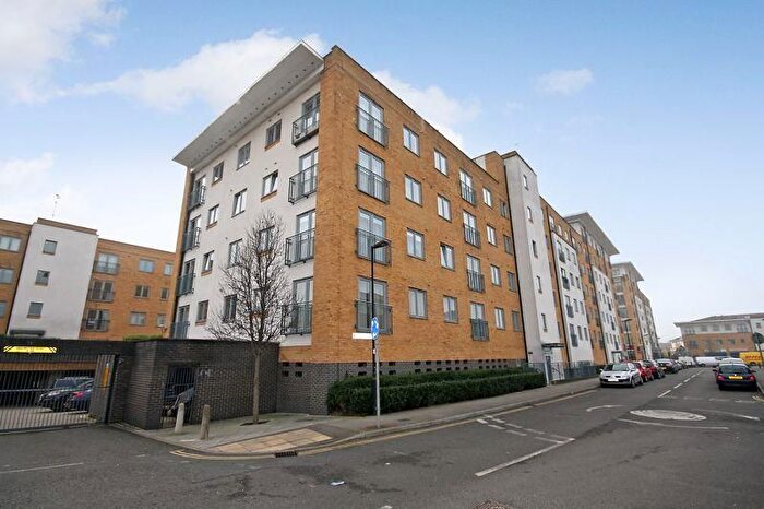 1 Bedroom Flat To Rent In Apartment Hertford House Taywood Road, Northolt, UB5