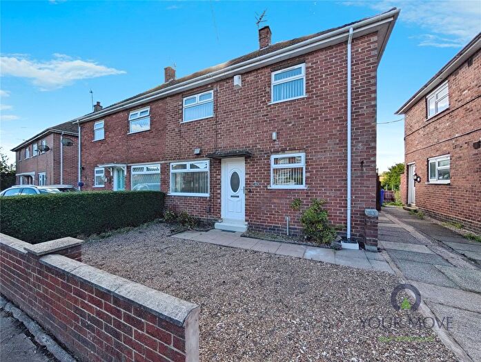 3 Bedroom Semi-Detached House For Sale In Waterside Drive, Newstead, Stoke On Trent, Staffordshire, ST3