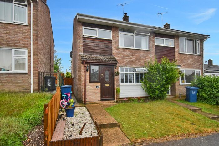 4 Bedroom Semi-Detached House For Sale In The Grove, Linton, Cambridge, CB21