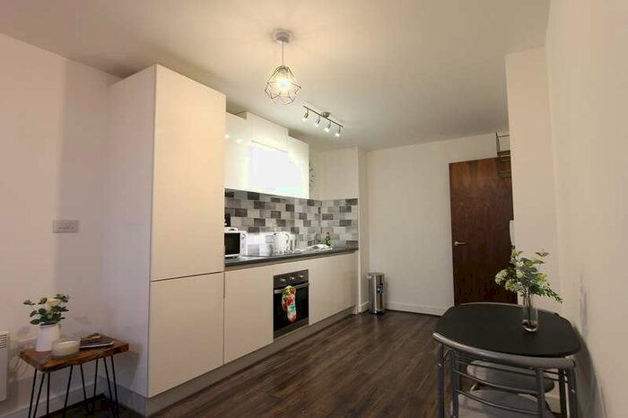 1 Bedroom Apartment To Rent In Waterfront West, Brierley Hill, DY5