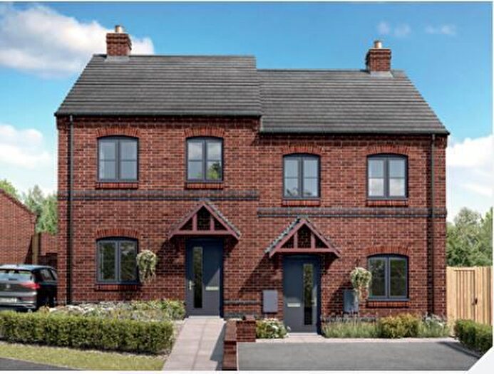 2 Bedroom Town House For Sale In Highfield Street, Hugglescote, Coalville, LE67