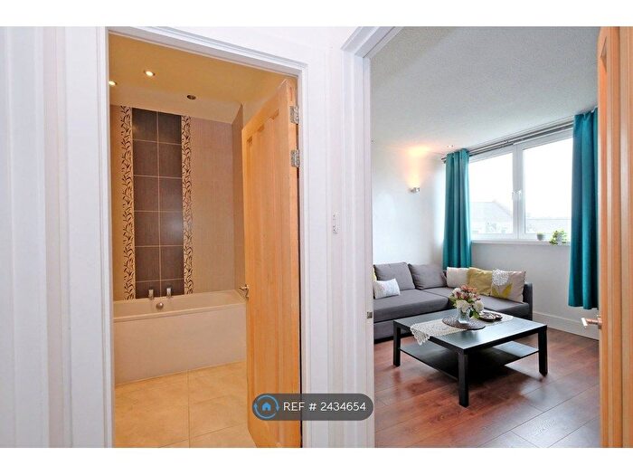 1 Bedroom Flat To Rent In Jute Street, Aberdeen, AB24