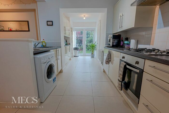 3 Bedroom Semi-Detached House To Rent In Ferncliffe Road, Birmingham, B17