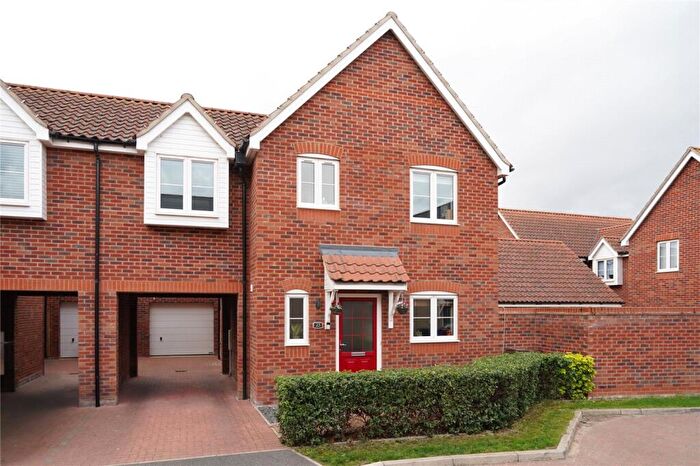 4 Bedroom Semi-Detached House For Sale In Victoria Close, West Row, Bury St. Edmunds, Suffolk, IP28