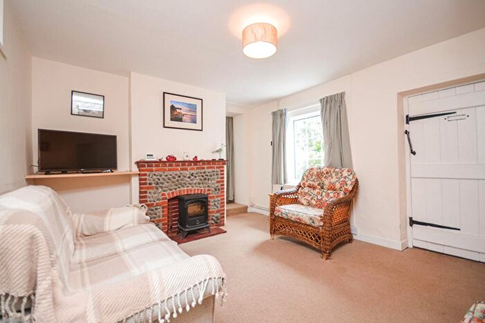 2 Bedroom Cottage To Rent In Grouts Lane, Salthouse, NR25