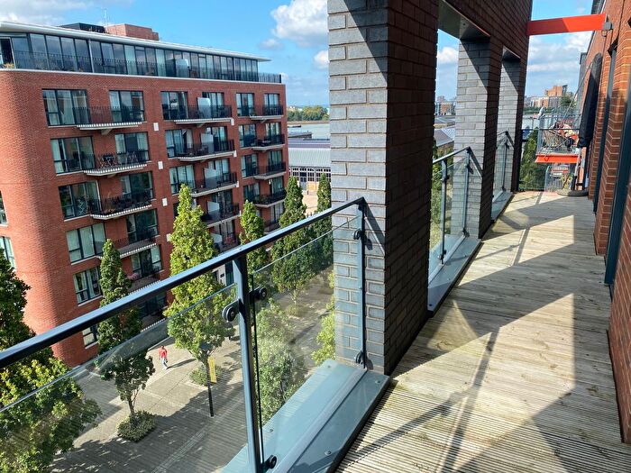 2 Bedroom Flat To Rent In Warehouse Court, No. Street, Royal Arsenal, SE18