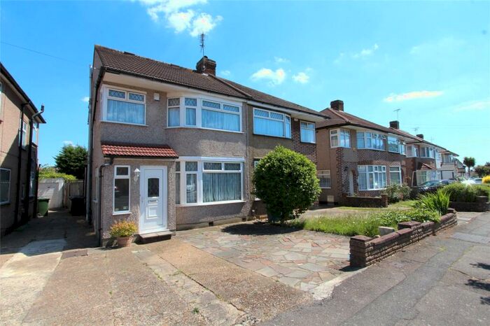 4 Bedroom House To Rent In Elgin Avenue, Harrow, HA3