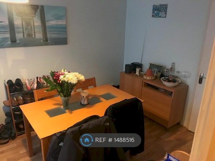 3 Bedroom Terraced House To Rent In Ashbrook Crescent, Solihull, B91