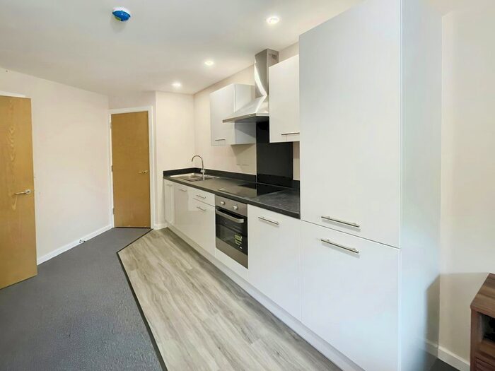 1 Bedroom Flat To Rent In Windsor Street, Salford, M5