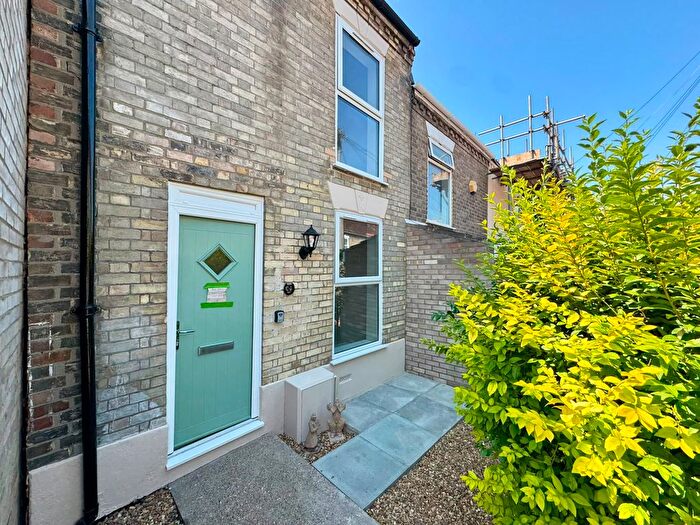 2 Bedroom Terraced House To Rent In Churchill Road, Norwich, NR3