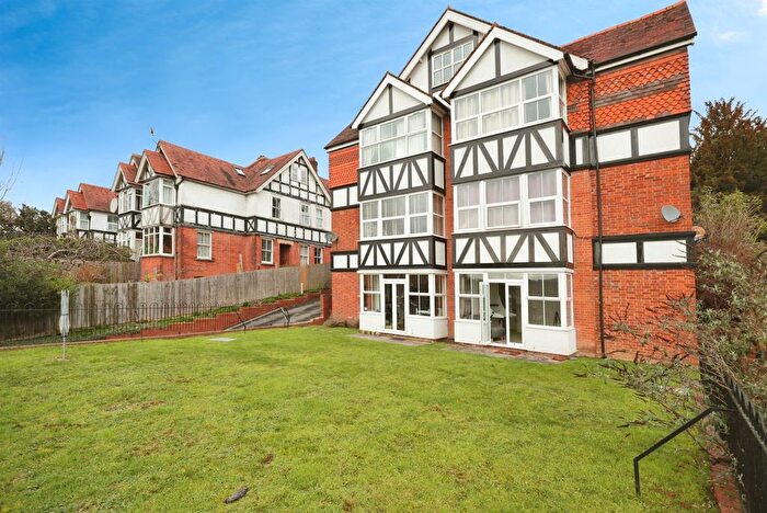 Studio For Sale In Priory Road, High Wycombe, HP13