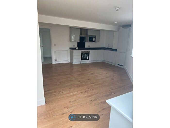 1 Bedroom Flat To Rent In Clifford Mill, Stratford Upon Avon, CV37