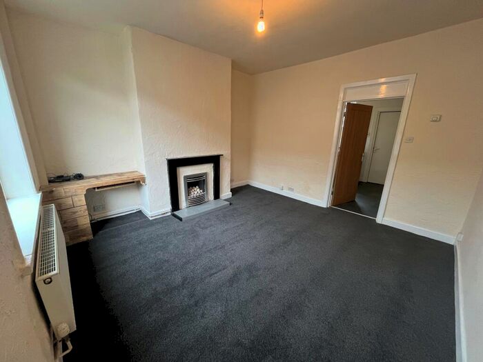 2 Bedroom House To Rent In Cleveland Street, Colne, BB8
