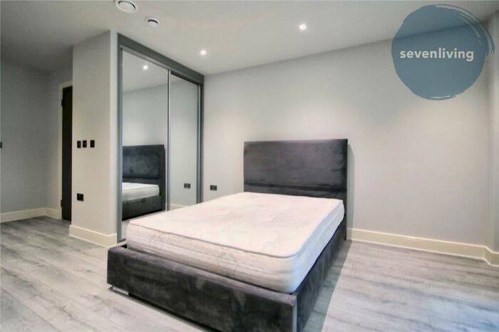 Apartment To Rent In Thames Valley, Wokingham Road, Bracknell, Berkshire, RG42