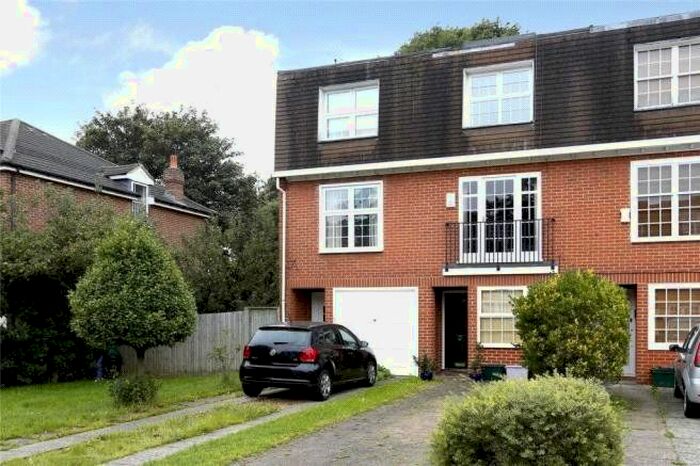 4 Bedroom End Of Terrace House To Rent In Thaxted Place, Wimbledon, SW20