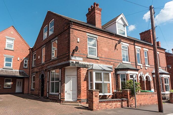 5 Bedroom Semi-Detached House To Rent In Midland Avenue, Lenton, Nottingham, NG7