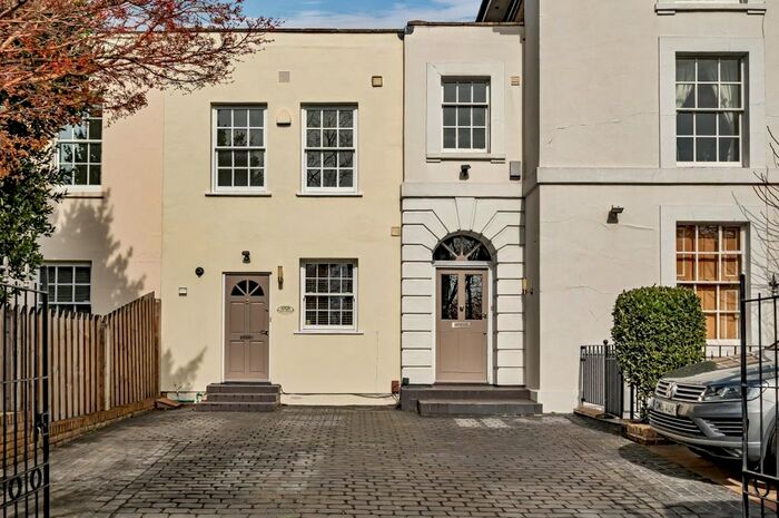 2 Bedroom Terraced House To Rent In Shooters Hill Road, London, SE3