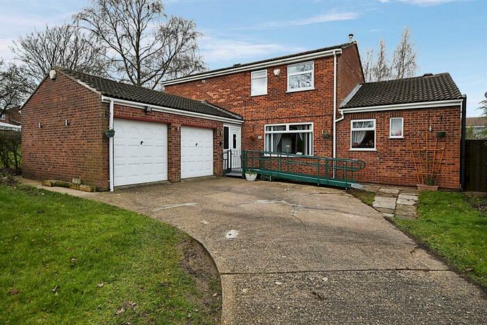 4 Bedroom Detached House For Sale In Reading Close, Washingborough, Lincoln, LN4