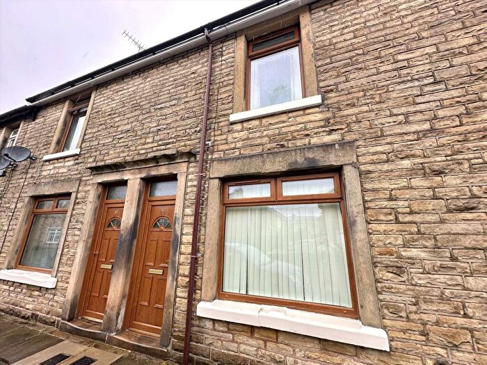 2 Bedroom House To Rent In Broadway, Lancaster, LA1
